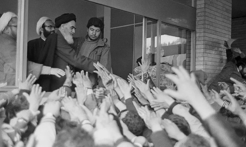 Bazaar Strikes, Mass Protests & Sanctions: Is Iran on the Brink of Collapse? iran