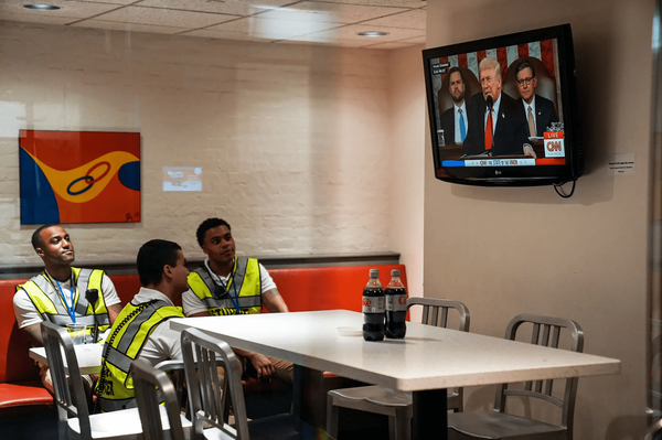 Trump: US Received 80mln Barrels of Oil from Venezuela