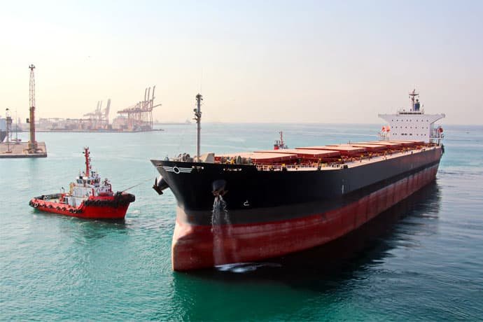 Iran says oil blockade will continue until attacks end