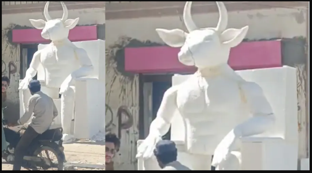 Karachi devil statue viral